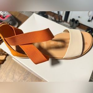 NIB Sorel sandal, size 10